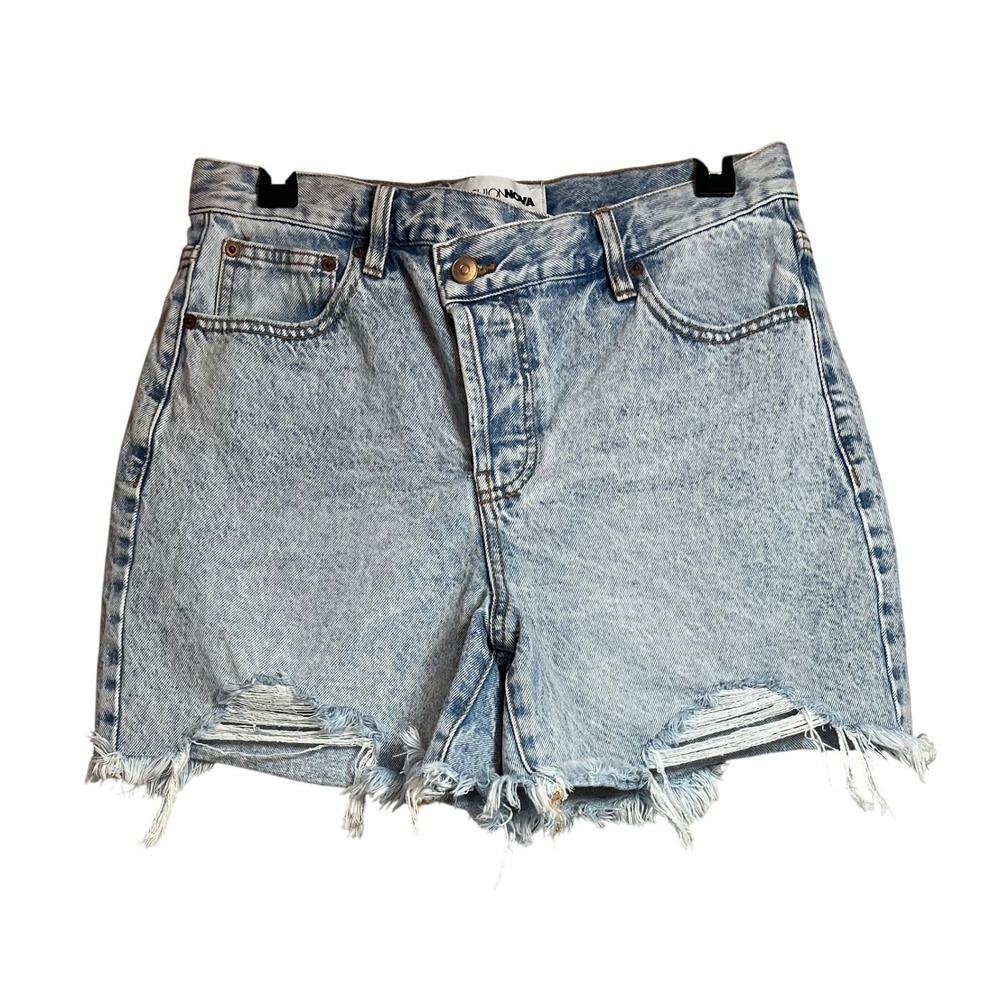 FashionNova Crossover High Rise, Light Wash Jean Shorts, Size 7